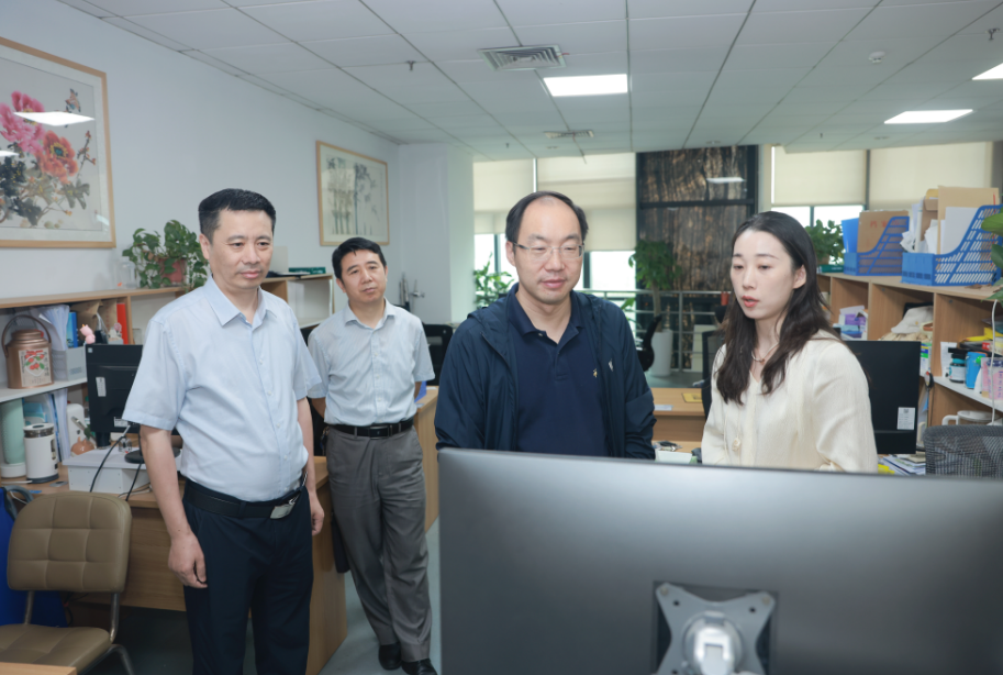 中國外文局副局長于運全一行到安徽新媒體集團調研